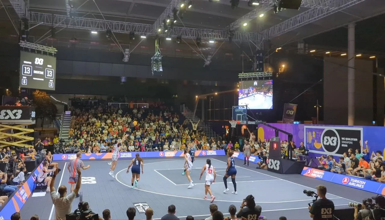 Una partida de baloncesto