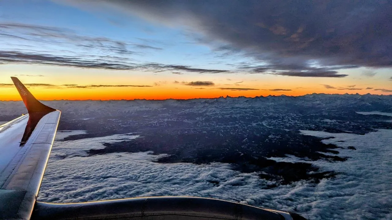 El amanecer sobre Suiza
